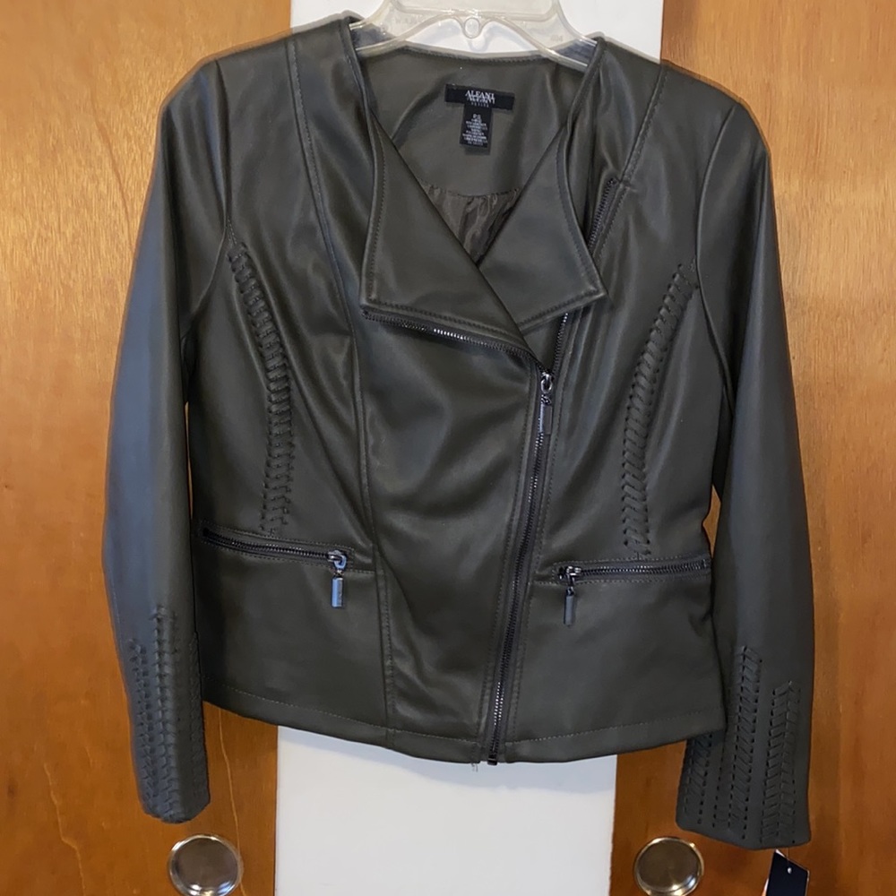 🫒 NWT Alfani Petite Olive Green Moto Jacket/Blazer